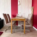 Strandliebe In Scharbeutz, 150M Zum Strand! Sonnenbalkon, Ruhig Gelegen, Kostenfreier Parkplatz, Fahrstuhl *