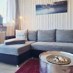 Strandliebe In Scharbeutz, 150M Zum Strand! Sonnenbalkon, Ruhig Gelegen, Kostenfreier Parkplatz, Fahrstuhl Apartamento