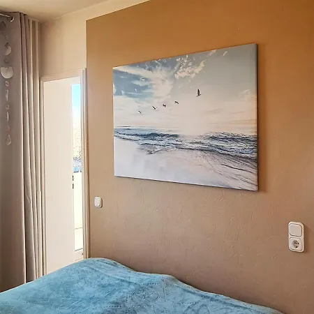 Strandliebe In Scharbeutz, Stilvolle Ferienwohnung, 150m Zum Strand! Sonnenbalkon, Ruhig Gelegen, Kostenfreier Parkplatz, Fahrstuhl * Scharbeutz