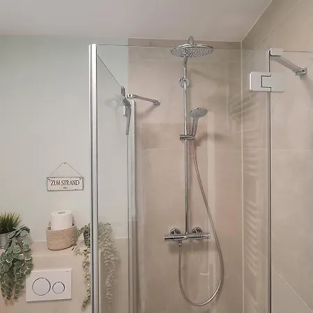 Strandliebe In Scharbeutz, Stilvolle Ferienwohnung, 150m Zum Strand! Sonnenbalkon, Ruhig Gelegen, Kostenfreier Parkplatz, Fahrstuhl Scharbeutz