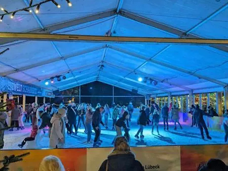 Strandliebe In Scharbeutz, Stilvolle Ferienwohnung, 150m Zum Strand! Sonnenbalkon, Ruhig Gelegen, Kostenfreier Parkplatz, Fahrstuhl * Scharbeutz