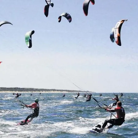 Strandliebe In Scharbeutz, 150m Zum Strand! Sonnenbalkon, Ruhig Gelegen, Kostenfreier Parkplatz, Fahrstuhl